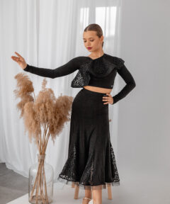 Photo 3 - Топ №107 з воланом гіпюр.