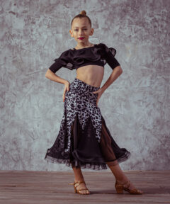 Топ с рюшей