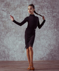 Юбка с кружевом