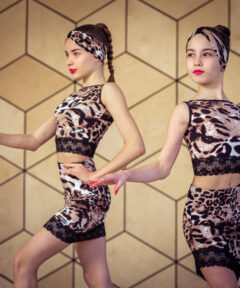 Топ с кружевом